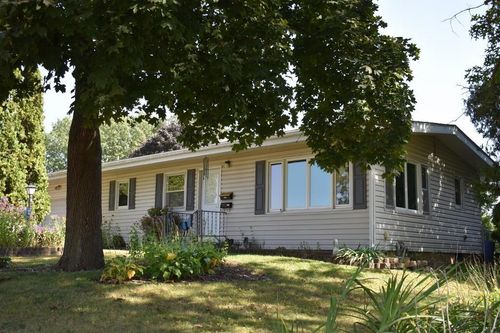 919 1st Ave Se, Oelwein, IA, 50662-3007 | Card Image