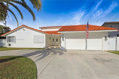 116 Sw 135th Ave, Miami, FL, 33184-1004 | Card Image