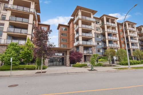 302-20673 78 Ave, Langley, BC, V2Y3K1 | Card Image