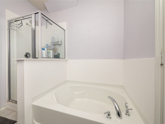 6900 Midlothian Dr, House other with 5 bedrooms, 4 bathrooms and 2 parking in Austin TX | Image 19