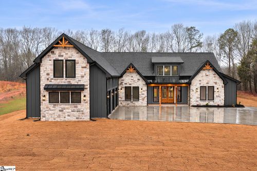 155 Carriage Gate Dr, wellford, SC, 29385-9315 | Card Image