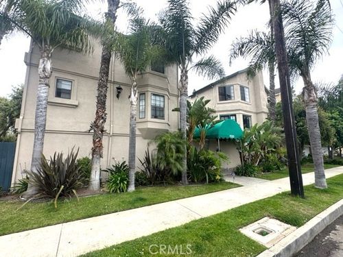 unit-206-1130 Newport Ave, Long Beach, CA, 90804-6415 | Card Image