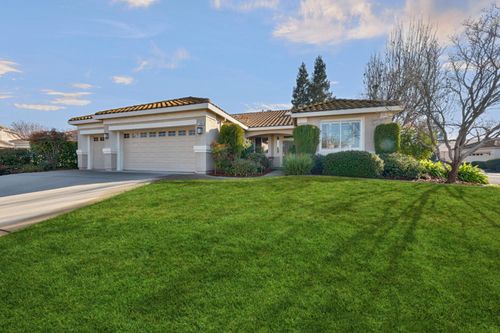 100 Roadhouse Ct, Roseville, CA, 95747-8068 | Card Image