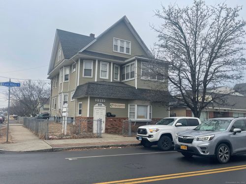 1-2313 E Main St, Bridgeport, CT, 06610-1844 | Card Image