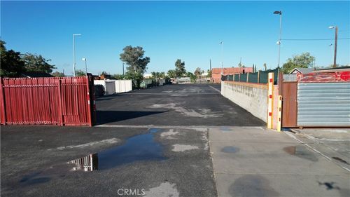 11026 Roswell Ave, Pomona, CA, 91766-3906 | Card Image