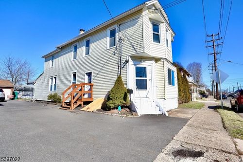 929 Bordentown Rd, Burlington City, NJ, 08016-1901 | Card Image