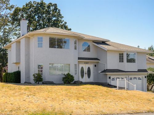 1287 Carmichael Crt, Victoria, BC, V8Z7B9 | Card Image