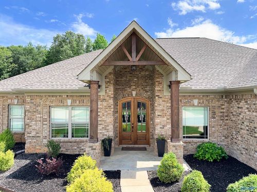 2713 Apsley Way Sw, Decatur, AL, 35603-3367 | Card Image