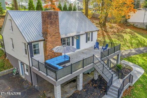 314 W Young High Pike, Knoxville, TN, 37920-3054 | Card Image