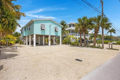 547 Heck Ave, Summerland Key, FL, 33042-5617 | Card Image