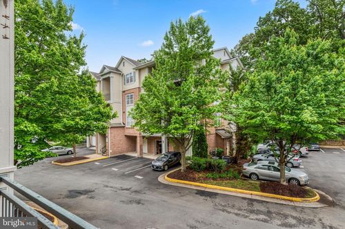 204-12120 Garden Ridge Ln, FAIRFAX, VA, 22030-9024 | Card Image