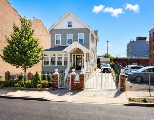 2-170-16 93rd Ave, Jamaica, NY, 11433-1209 | Card Image