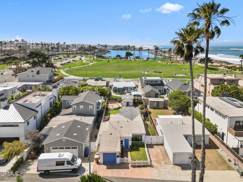 1350 Nathan Ln, Ventura, CA, 93001-4011 | Card Image