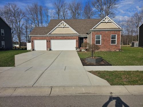 263 Abby Ln, Batesville, IN, 47006-9402 | Card Image