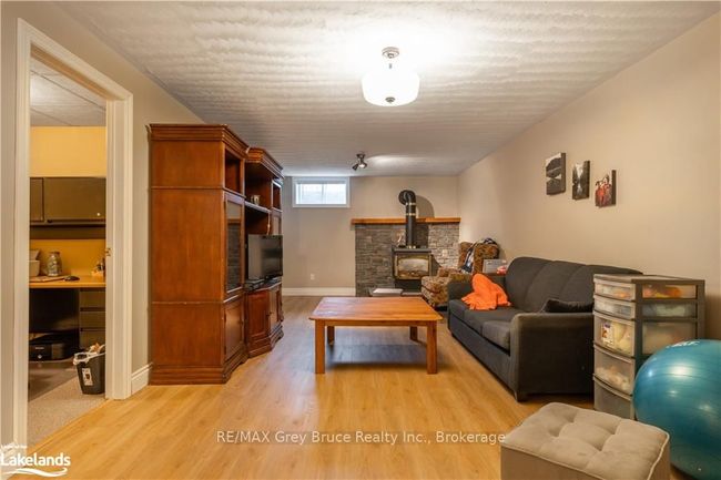 822797 Sideroad 1, House other with 3 bedrooms, 2 bathrooms and 6 parking in Chatsworth ON | Image 17
