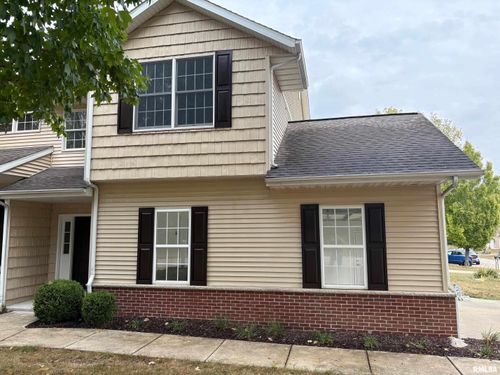 204 Tulip Dr, Mackinaw, IL, 61755-8500 | Card Image