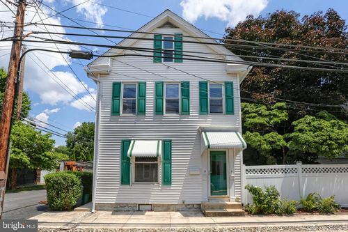 9 S Washington St, MECHANICSBURG, PA, 17055-3771 | Card Image