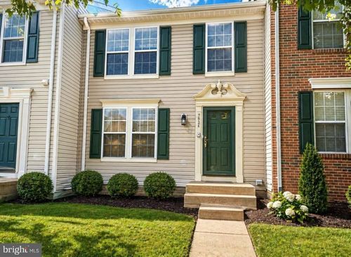7034 Rogue Forest Ln, GAINESVILLE, VA, 20155-1628 | Card Image