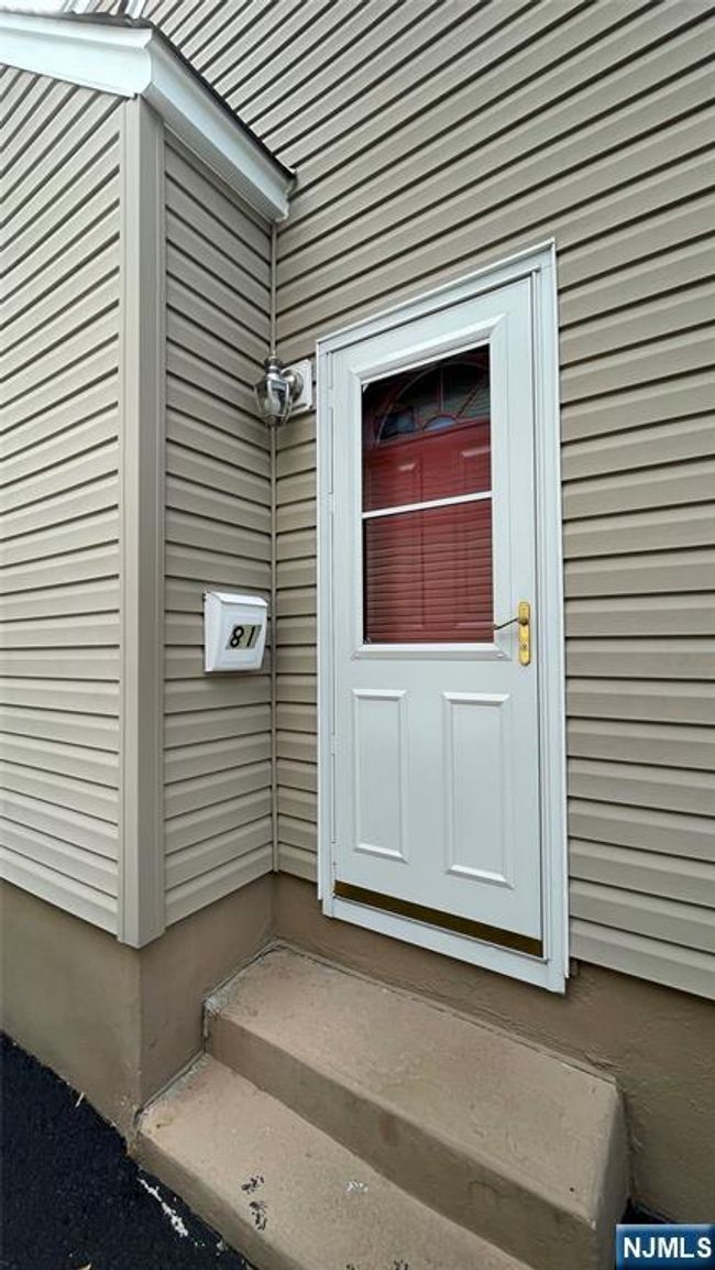 81 Lenox Ave, Home with 1 bedrooms, 1 bathrooms and null parking in Dumont NJ | Image 18
