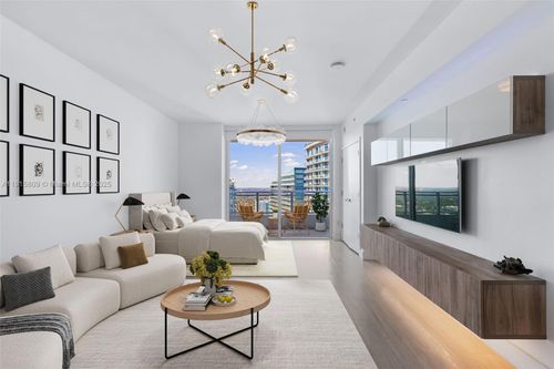 unit-3705-1080 Brickell Ave, Miami, FL, 33131-3994 | Card Image