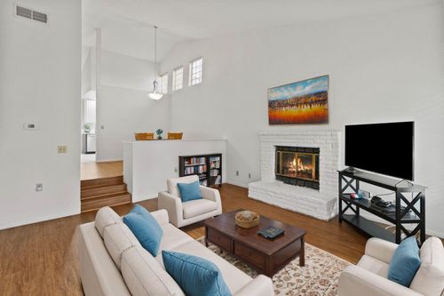 apt-b-3900 Park Circle Ln, Carmichael, CA, 95608-6752 | Card Image