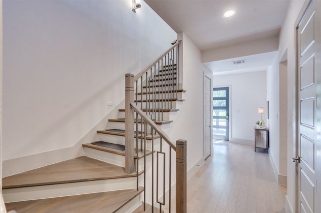 7704 Highcroft Way, House other with 3 bedrooms, 4 bathrooms and null parking in Plano TX | Image 7