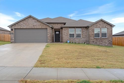 1051 Emerald St, Prairie Grove, AR, 72753-5026 | Card Image