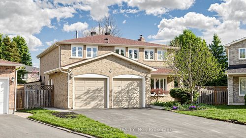 5 Espby Crt, Richmond Hill, ON, L4C9L2 | Card Image