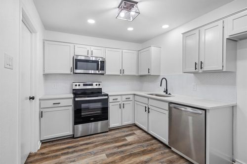 5320 Waterford Dr, Mesquite, TX, 75150-1286 | Card Image