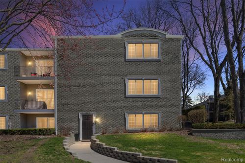 78-1113 N Old Woodward Ave, Birmingham, MI, 48009-5444 | Card Image