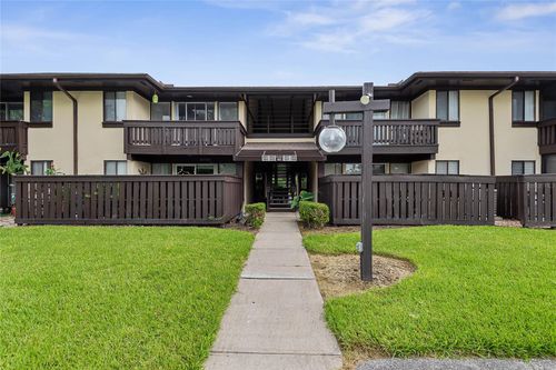 apt-107-40 Club House Dr, PALM COAST, FL, 32137-8157 | Card Image