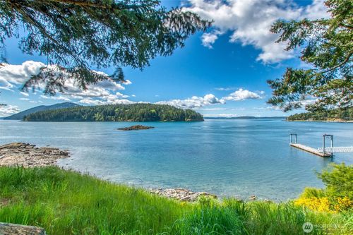 202 Orcas Rd, Eastsound, WA, 98245 | Card Image