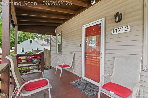 14712 Marvin St, Taylor, MI, 48180-4451 | Card Image