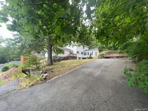 62 Deer Trl, Greenwood Lake, NY, 10925-4218 | Card Image