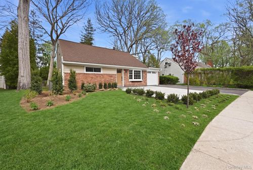 3685 Hope Pl, Wantagh, NY, 11793-3123 | Card Image