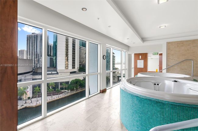 APT-707 - 31 Se 5 Th St, Condo with 1 bedrooms, 1 bathrooms and null parking in Miami FL | Image 30