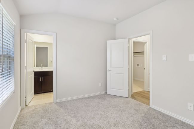 Photo is not of the actual home, but is an inspirational photo of builder’s model home and may depict options, furnishings, and/or decorator features that are not included. | Image 16