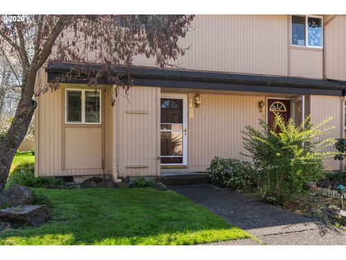 1488 Fetters Loop, Eugene, OR, 97402 | Card Image