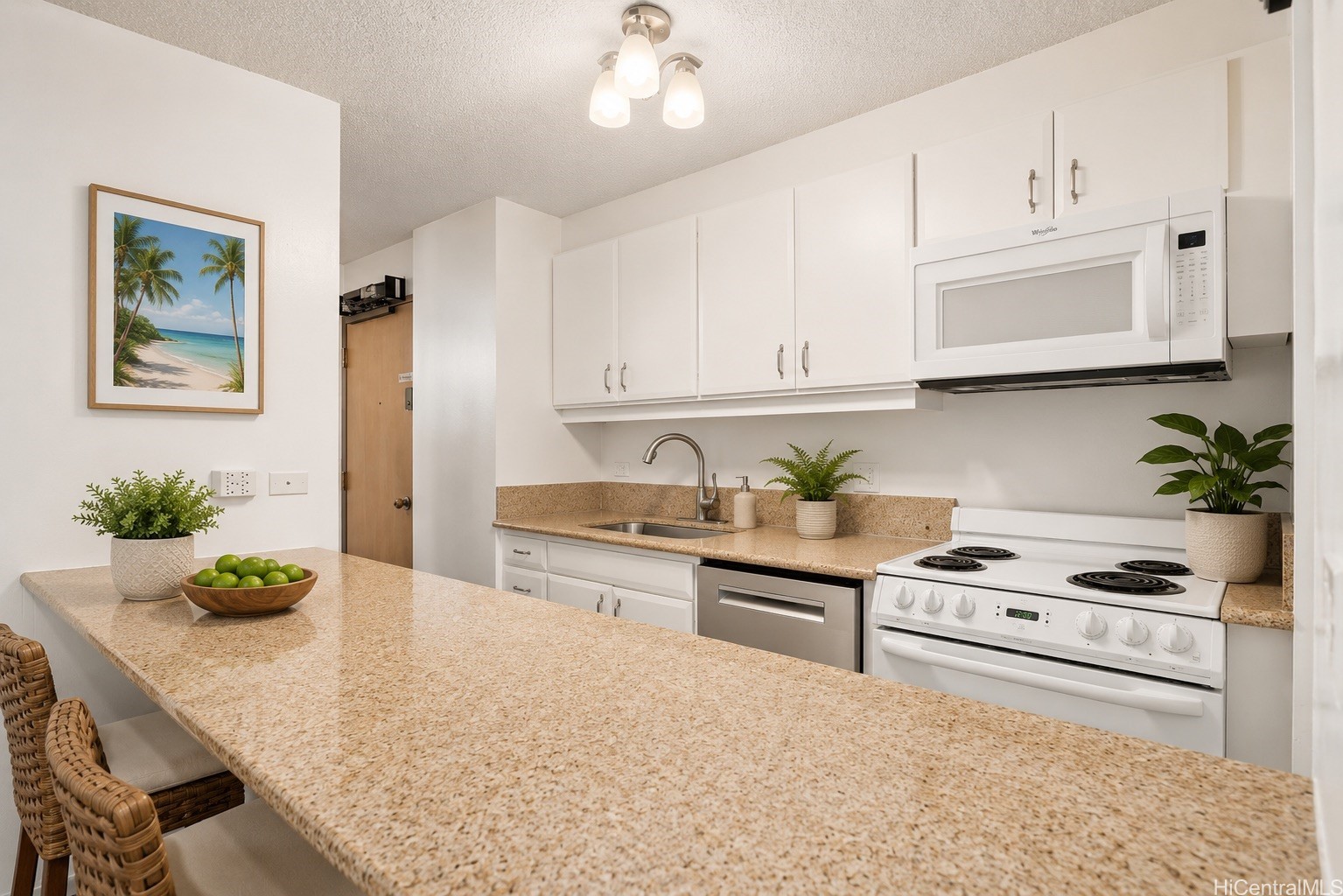 Residential in Honolulu 4