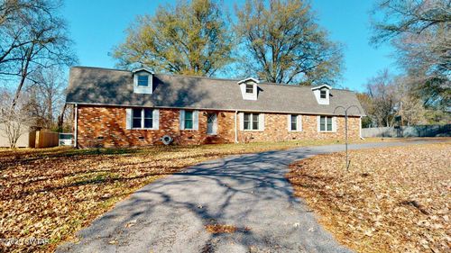 221 S Grayson St, Newbern, TN, 38059-1554 | Card Image