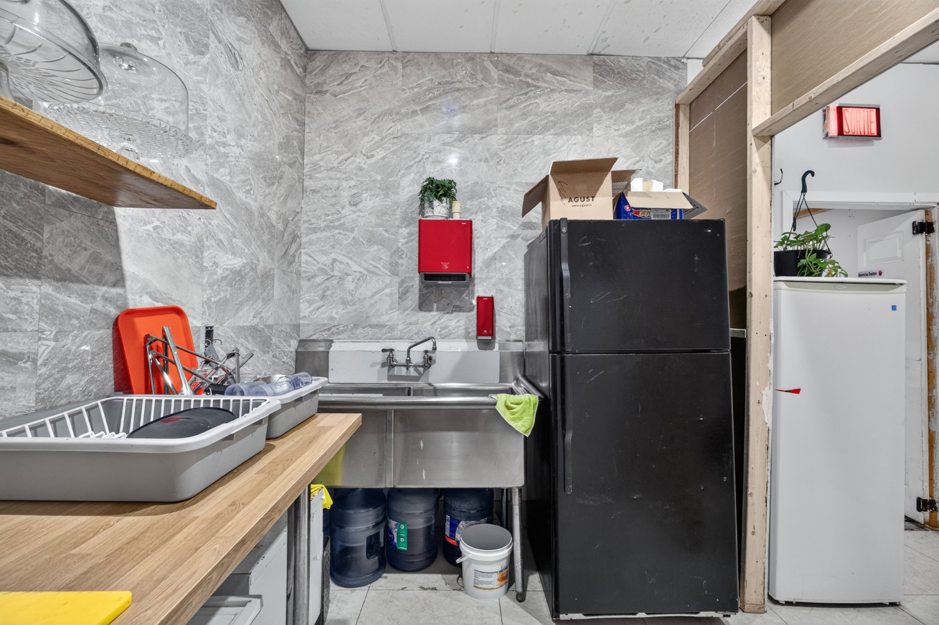 Commercial Sale in Montréal (Rosemont/La Petite-Patrie) 4