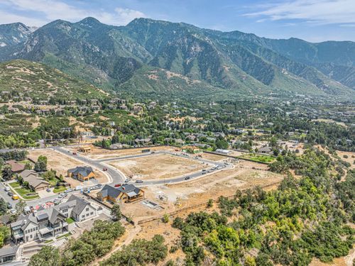 20-2966 E 10232 S, Sandy, UT, 84092 | Card Image