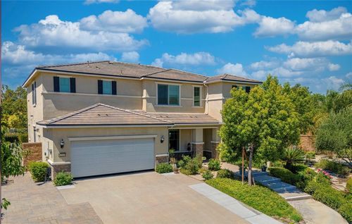 12955 Salers Ct, Eastvale, CA, 92880-3195 | Card Image