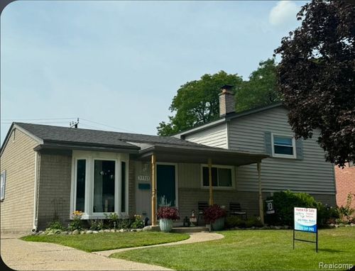 33303 Lynx St Lynx Street, Westland, MI, 48185 | Card Image