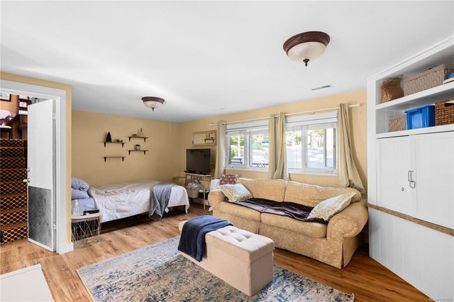 3935 Tudor Ave, House other with 4 bedrooms, 3 bathrooms and 2 parking in Saanich BC | Image 24