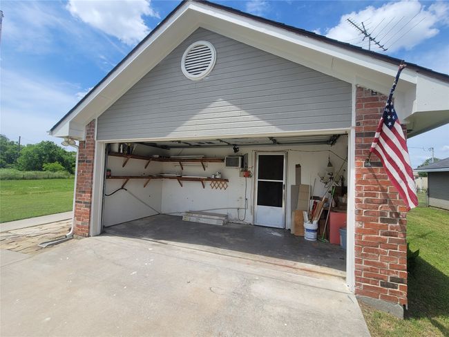 Garage conversion perfect for motorcycles, Seadoos, ATVs, Golf Cart and extra storage. | Image 28