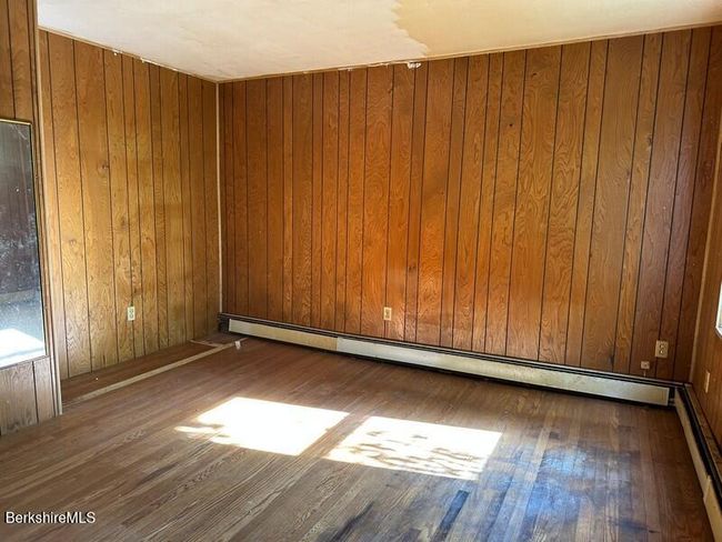 425 Barbour St, House other with 2 bedrooms, 1 bathrooms and 4 parking in North Adams MA | Image 23