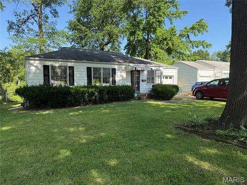 10335 Ewell Dr, Saint Louis, MO, 63137-2133 | Card Image