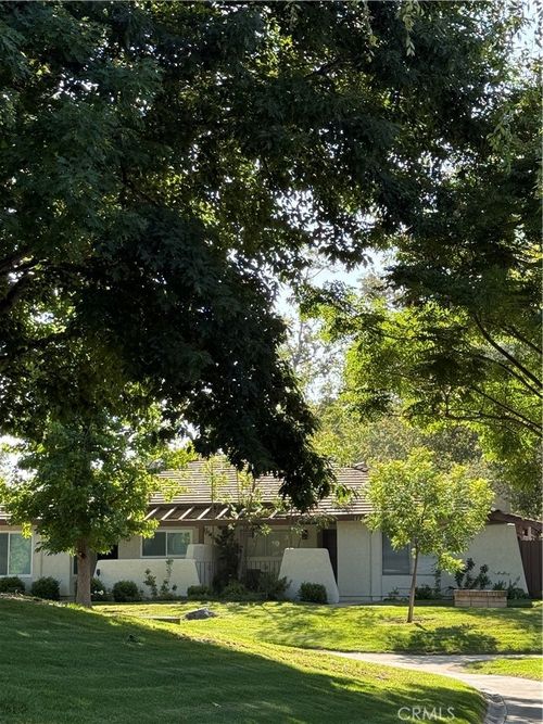 1117 Canterford Cir, Westlake Village, CA, 91361-3322 | Card Image