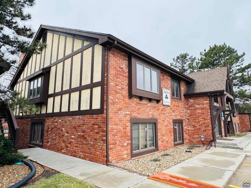 5855 Sw 29th St, Topeka, KS, 66614-2463 | Card Image